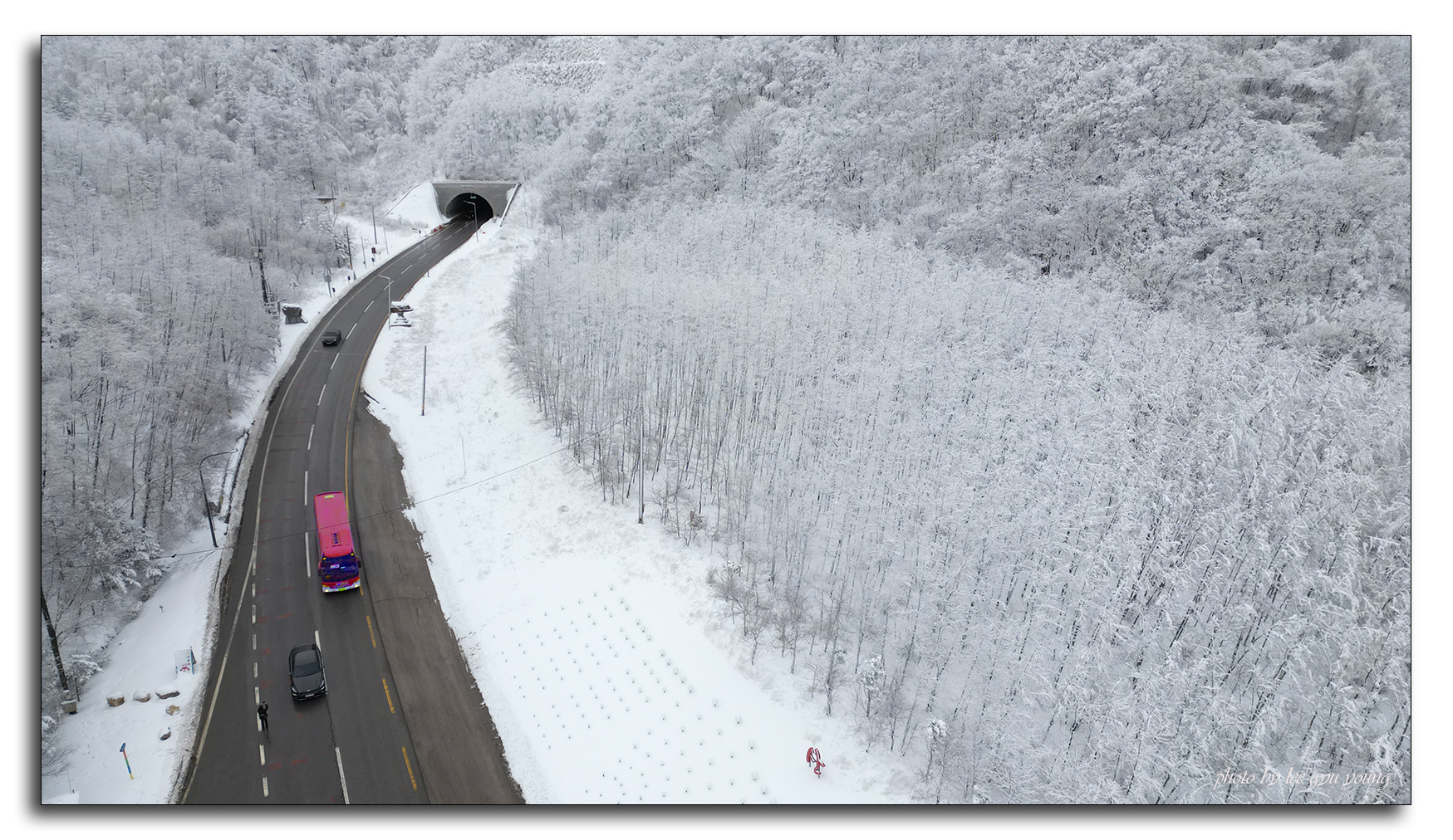 PHOTO BY  | FC3582 | 2024:01:21 07:16:18 | ISO-100 | 1/2500 sec | f 1.7 | 6.72 mm | EV=0.3 | ● WIDTH:1749 pixels  HEIGHT:1012 pixels