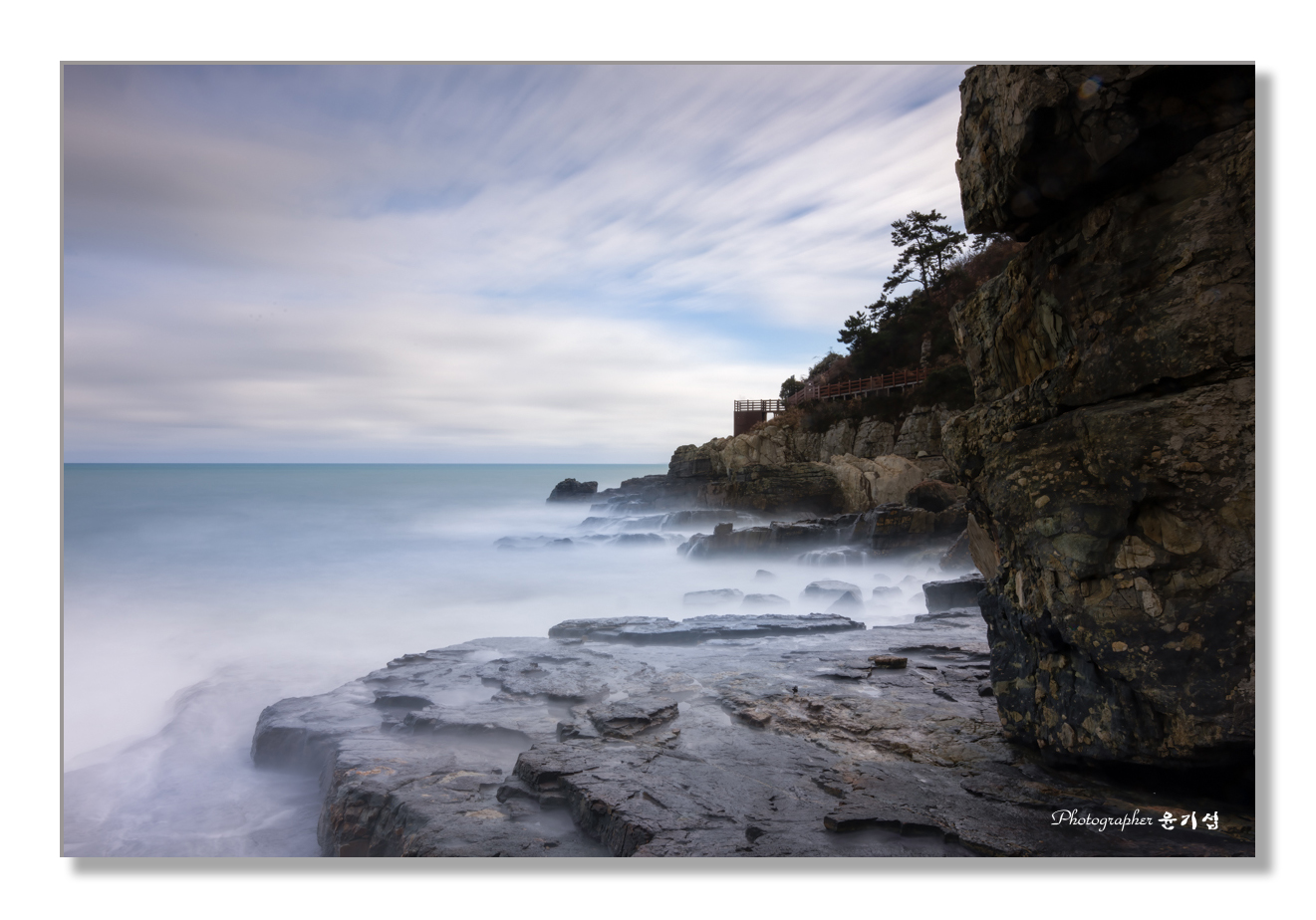 PHOTO BY YGS | NIKON D850 | 2024:01:21 14:02:38 | ISO-31 | 73/1 sec | f 22 | 24 mm | EV=0.3 | ● WIDTH:1321 pixels  HEIGHT:924 pixels