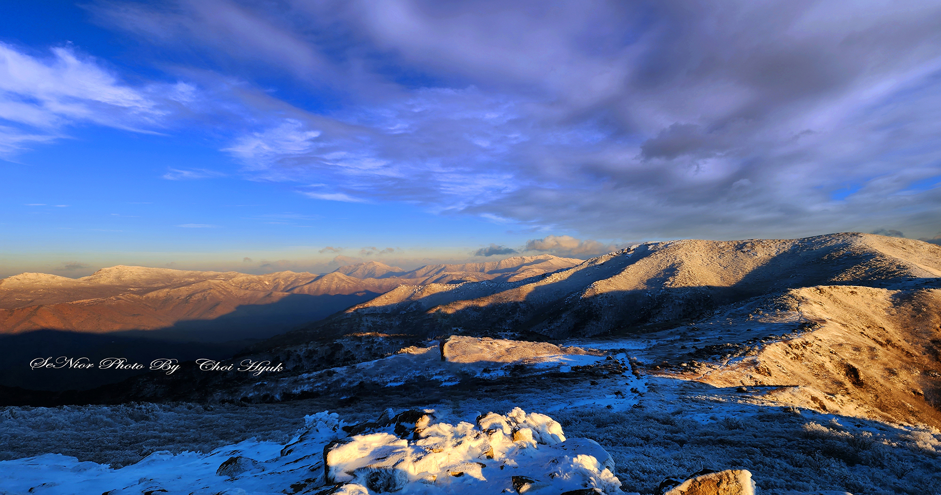 PHOTO BY  | Canon EOS R6 | 2024:01:24 07:43:44 | ISO-100 | 1/320 sec | f 8 | 35 mm | EV=0 | ● WIDTH:1900 pixels  HEIGHT:1000 pixels