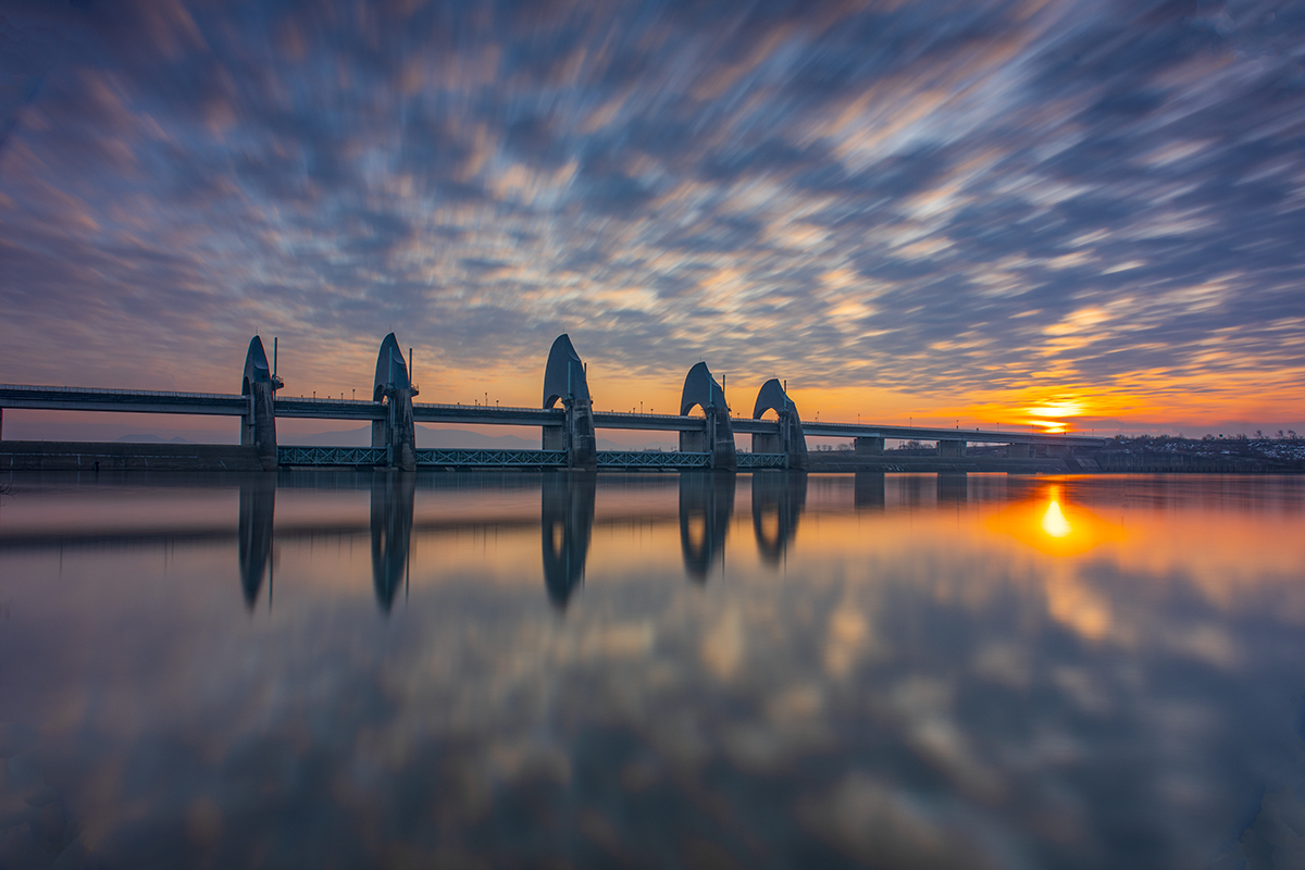 PHOTO BY  | NIKON D850 | 2024:01:30 07:45:43 | ISO-100 | 60/1 sec | f 13 | 24 mm | EV=0 | ● WIDTH:1200 pixels  HEIGHT:800 pixels