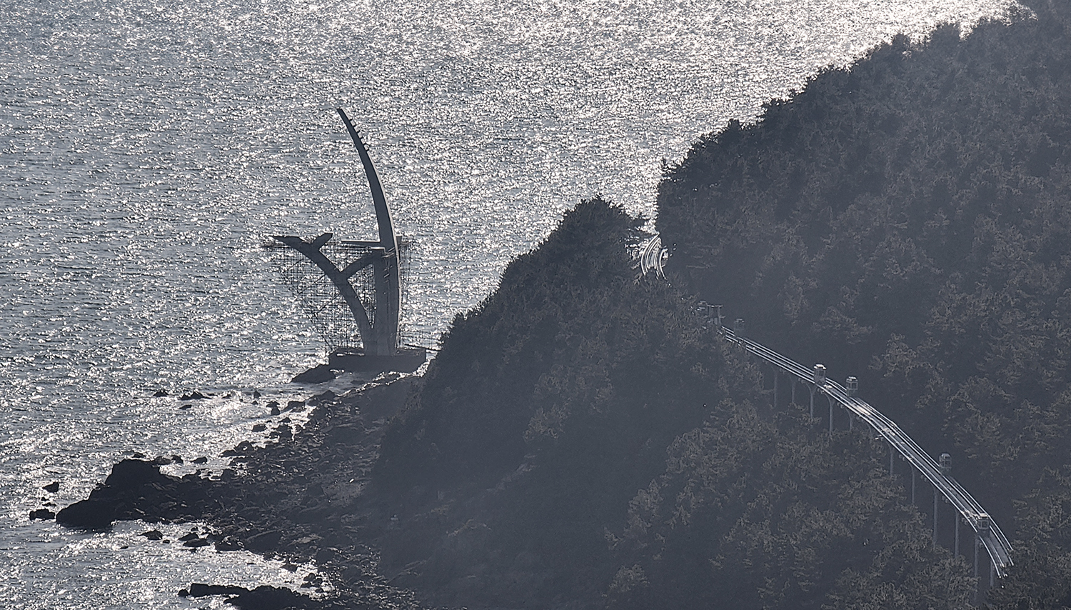 PHOTO BY  | SM-S908N | 2024:02:12 15:37:58 | ISO-40 | 1/1414 sec | f 4.9 | 27.2 mm | EV=0 | ● WIDTH:1500 pixels  HEIGHT:854 pixels