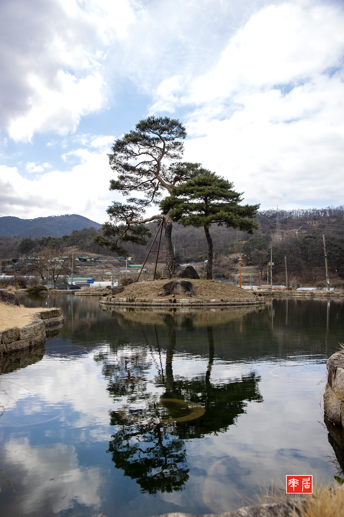 PHOTO BY changickheun | Canon EOS-1D X Mark III | 2024:02:27 12:02:52 | ISO-200 | 1/200 sec | f 7.1 | 32 mm | EV=0 | ● WIDTH:1200 pixels  HEIGHT:1800 pixels