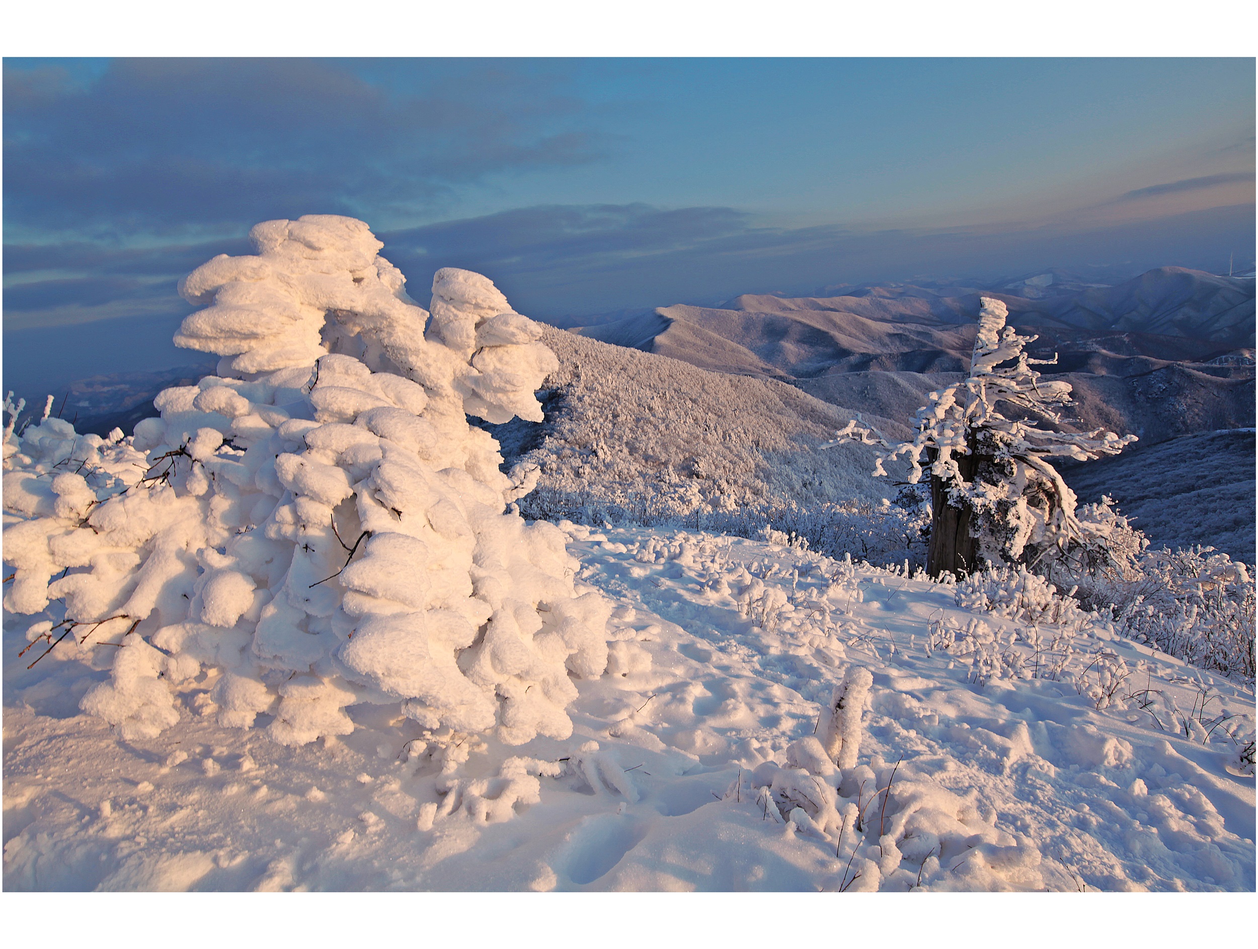 PHOTO BY  | Canon EOS 5D Mark II | 2024:02:28 07:46:44 | ISO-100 | 13/10 sec | f 11 | 22 mm | EV=1 | ● WIDTH:5616 pixels  HEIGHT:3744 pixels