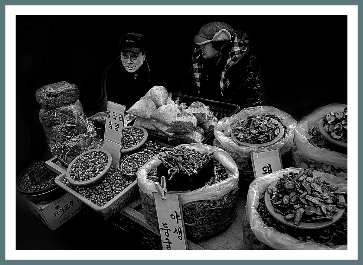 PHOTO BY  | ILCE-6500 | 2024:02:28 12:38:01 | ISO-400 | 1/125 sec | f 5.6 | 18 mm | EV=-0.7 | ● WIDTH:1200 pixels  HEIGHT:878 pixels