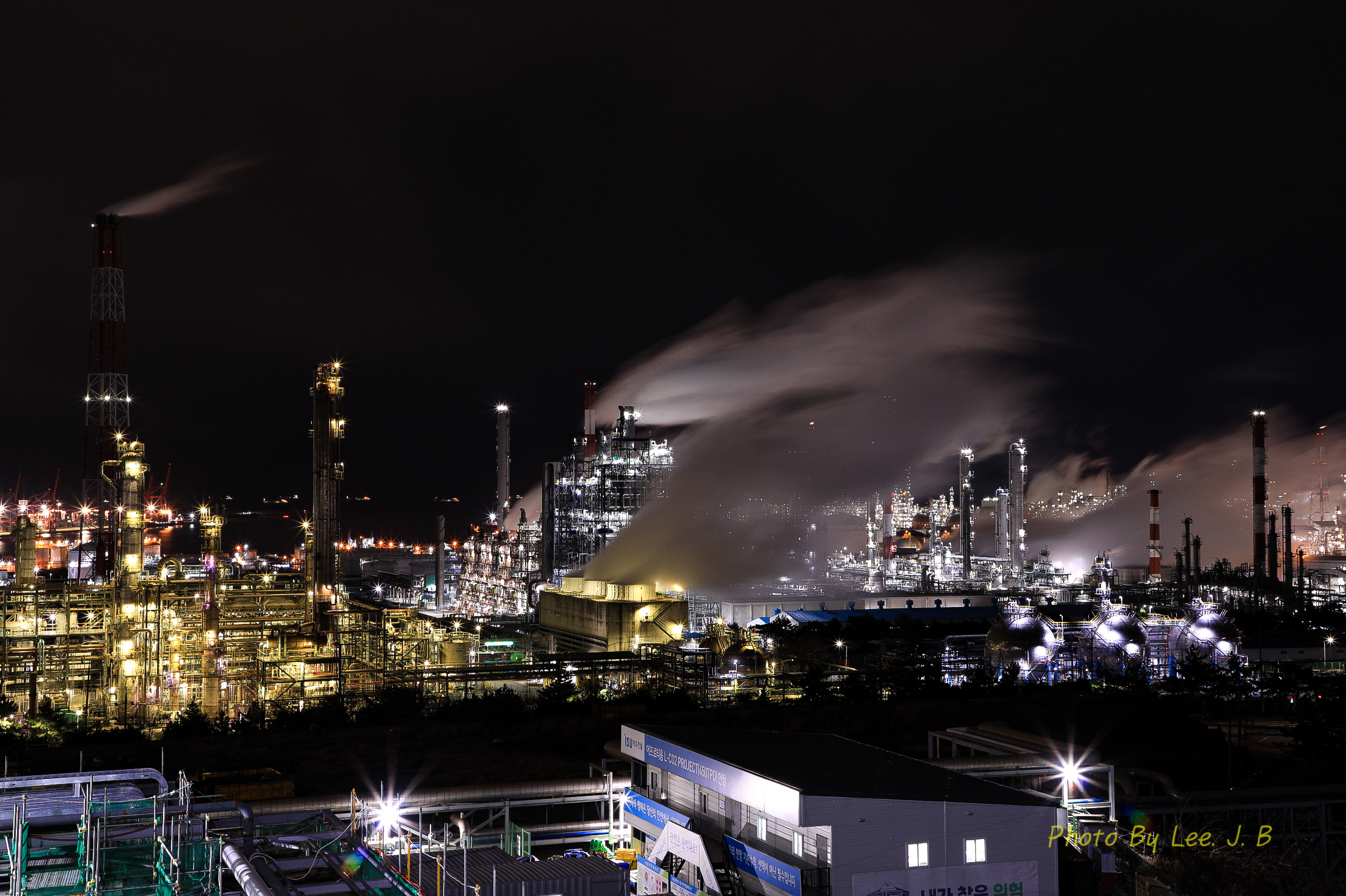 PHOTO BY  | Canon EOS 5D Mark IV | 2024:02:26 19:33:01 | ISO-200 | 6/1 sec | f 10 | 50 mm | EV=0 | ● WIDTH:2220 pixels  HEIGHT:1478 pixels