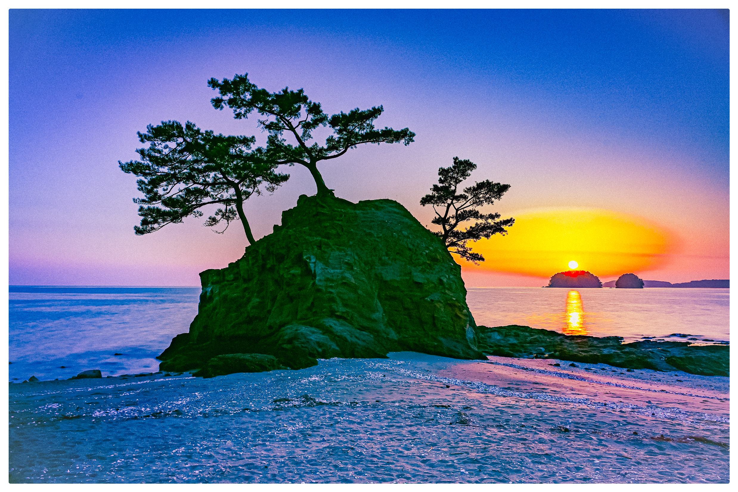 PHOTO BY  | NIKON Z 7_2 | 2024:03:15 18:26:26 | ISO-160 | 1/0 sec | f 8 | 24 mm | EV=-0.3 | ● WIDTH:  HEIGHT: