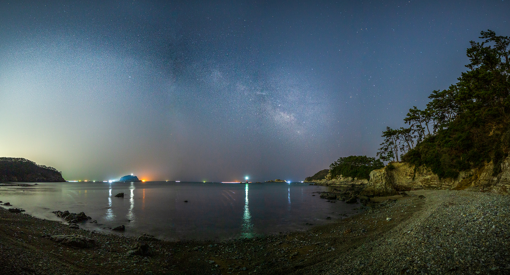 PHOTO BY  | Canon EOS 5D Mark III | 2024:03:16 04:46:37 | ISO-800 | 1/0 sec |  |  | EV=0 | ● WIDTH:1700 pixels  HEIGHT:918 pixels