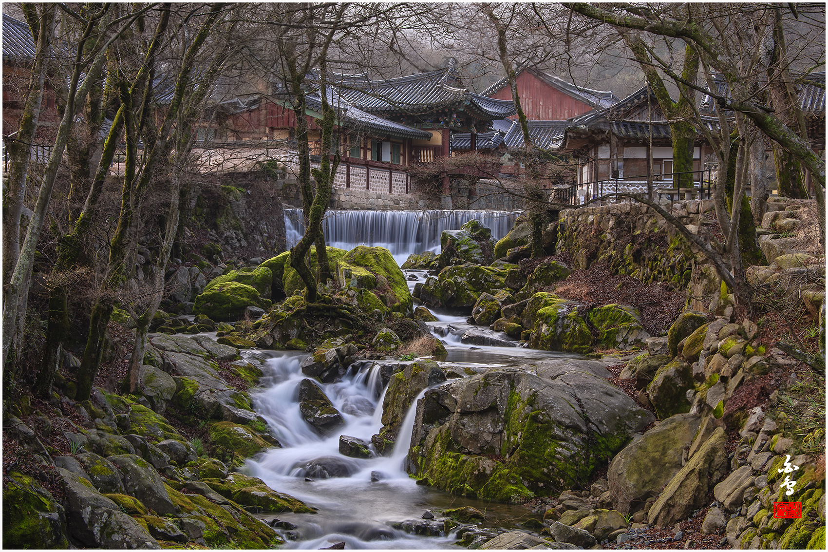 PHOTO BY SINSUKHEE | NIKON D850 | 2024:03:29 06:53:06 | ISO-50 | 25/10 sec | f 32 | 65 mm | EV=-1 | ● WIDTH:1700 pixels  HEIGHT:1133 pixels