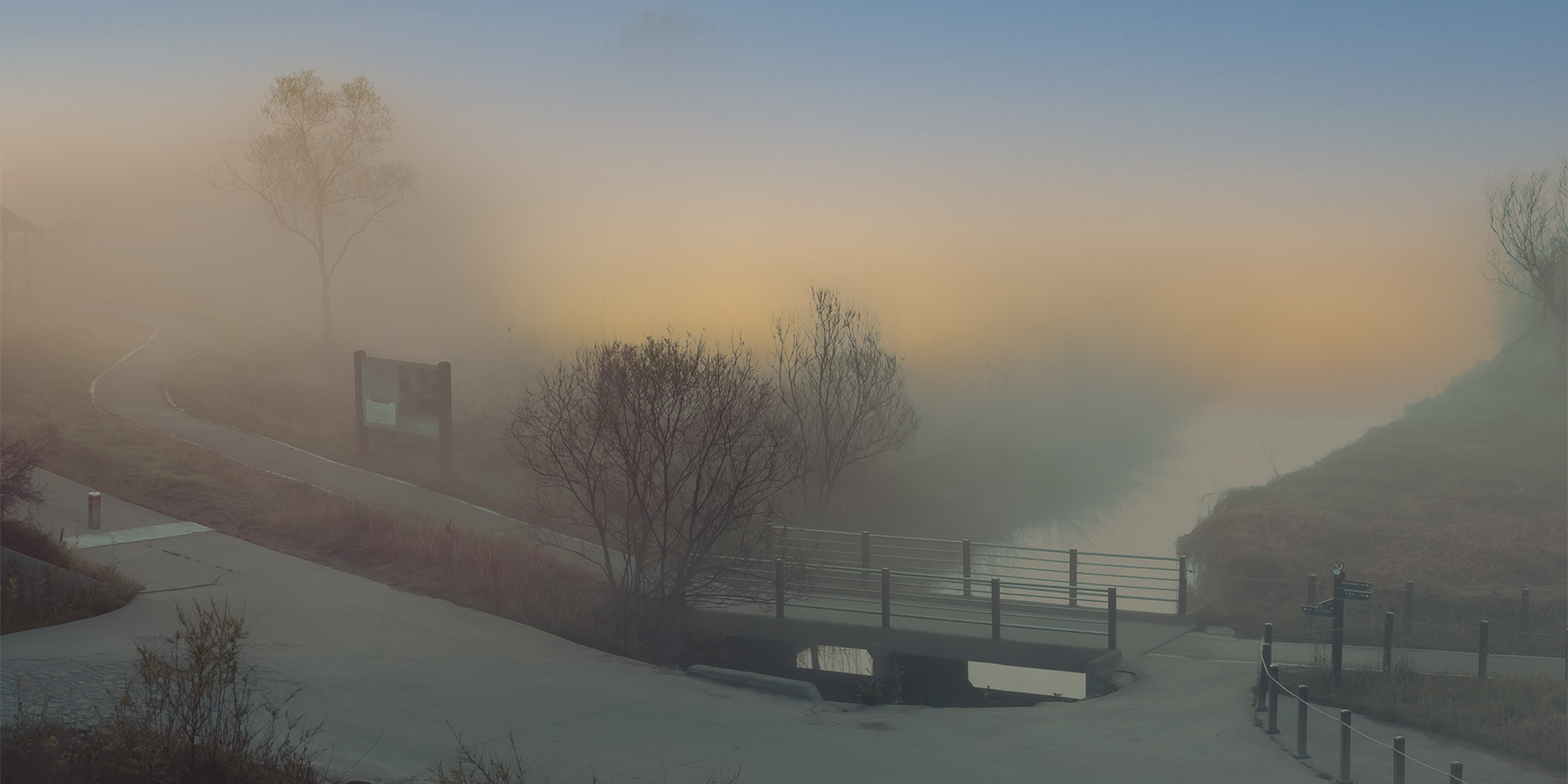 PHOTO BY HAN_JS | NIKON Z 50 | 2024:04:01 06:49:04 | ISO-100 | 1/25 sec | f 16 | 39 mm | EV=0.3 | ● WIDTH:5416 pixels  HEIGHT:2712 pixels