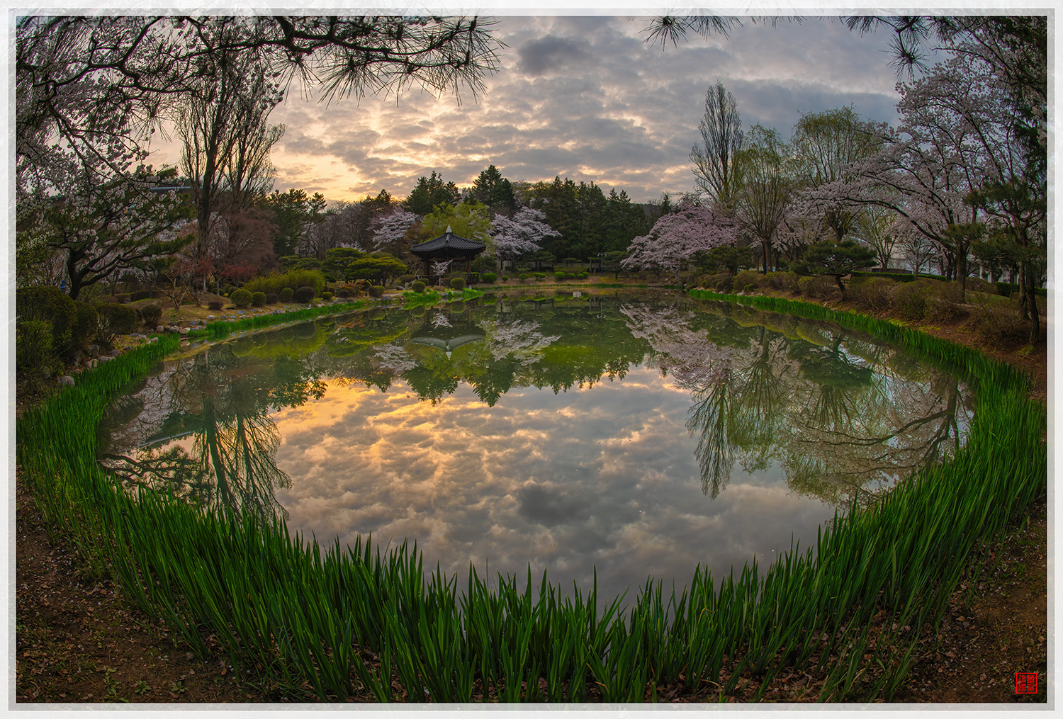 PHOTO BY  | NIKON D850 | 2024:04:05 06:08:59 | ISO-100 | 1/10 sec | f 16 | 16 mm | EV=-2.3 | ● WIDTH:1500 pixels  HEIGHT:1015 pixels