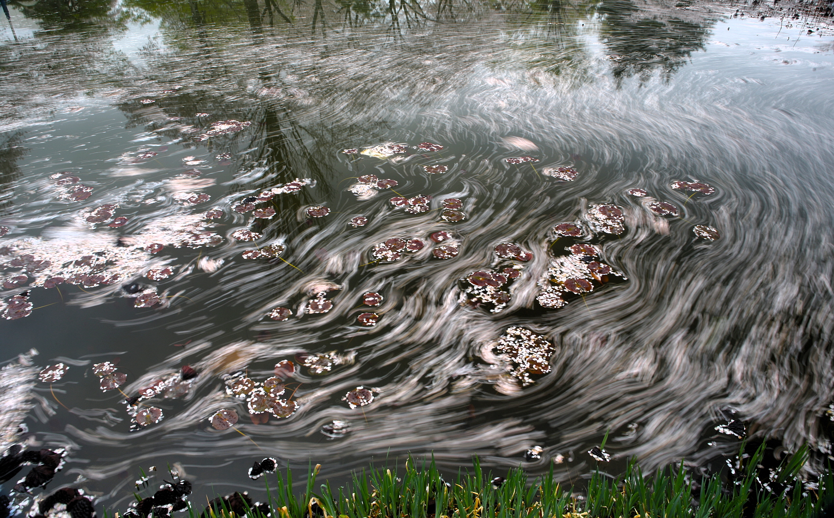 PHOTO BY  | Canon EOS 5D Mark III | 2018:04:04 17:57:02 | ISO-50 | 30/1 sec | f 22 | 24 mm | EV=0 | ● WIDTH:1700 pixels  HEIGHT:1057 pixels