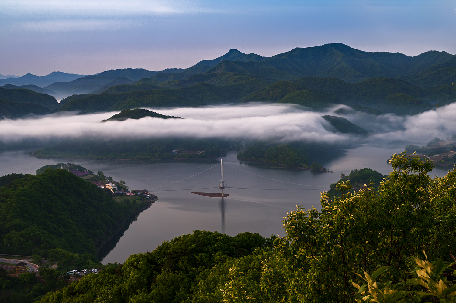 PHOTO BY  | NIKON Z 6_2 | 2024:04:28 05:53:44 | ISO-200 | 1/13 sec | f 16 | 53 mm | EV=-0.7 | ● WIDTH:1500 pixels  HEIGHT:998 pixels