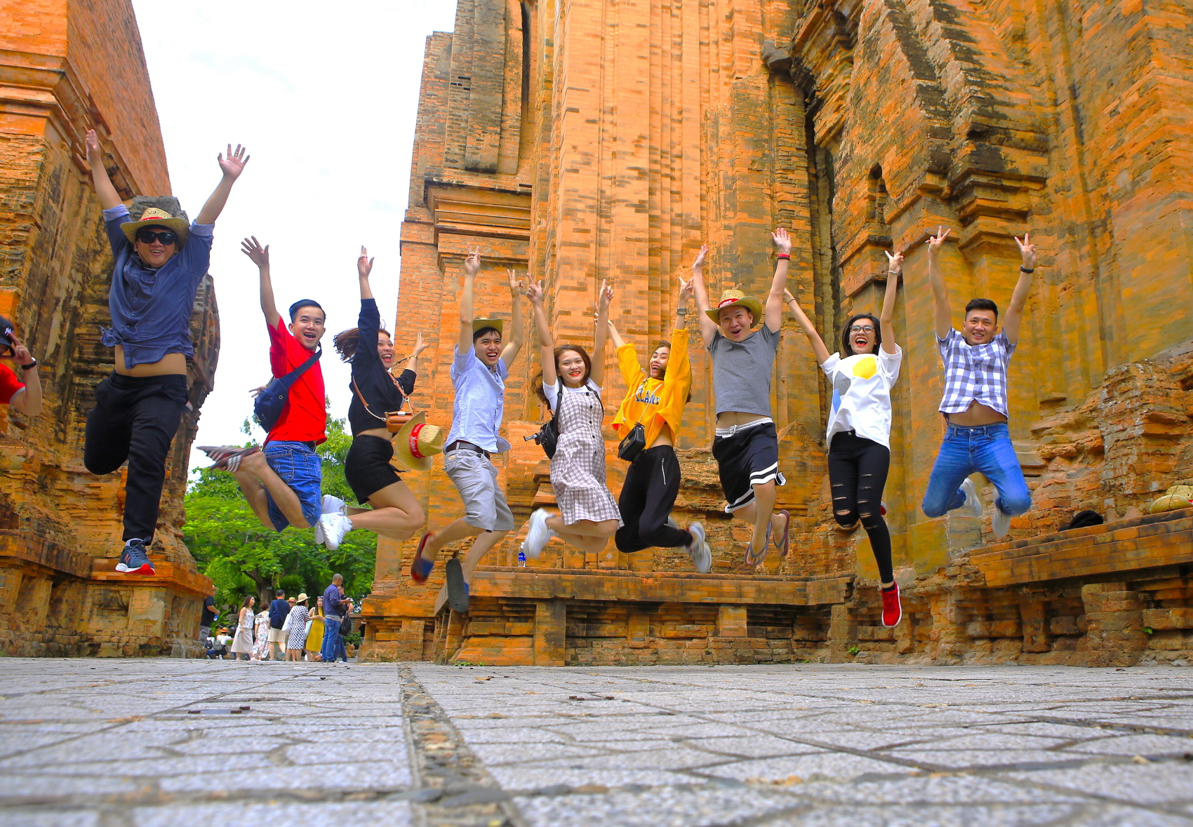 PHOTO BY  | Canon EOS 5D Mark III | 2019:11:22 09:44:51 | ISO-125 | 1/160 sec | f 5.6 | 25 mm | EV=0.3 | ● WIDTH:1700 pixels  HEIGHT:1179 pixels