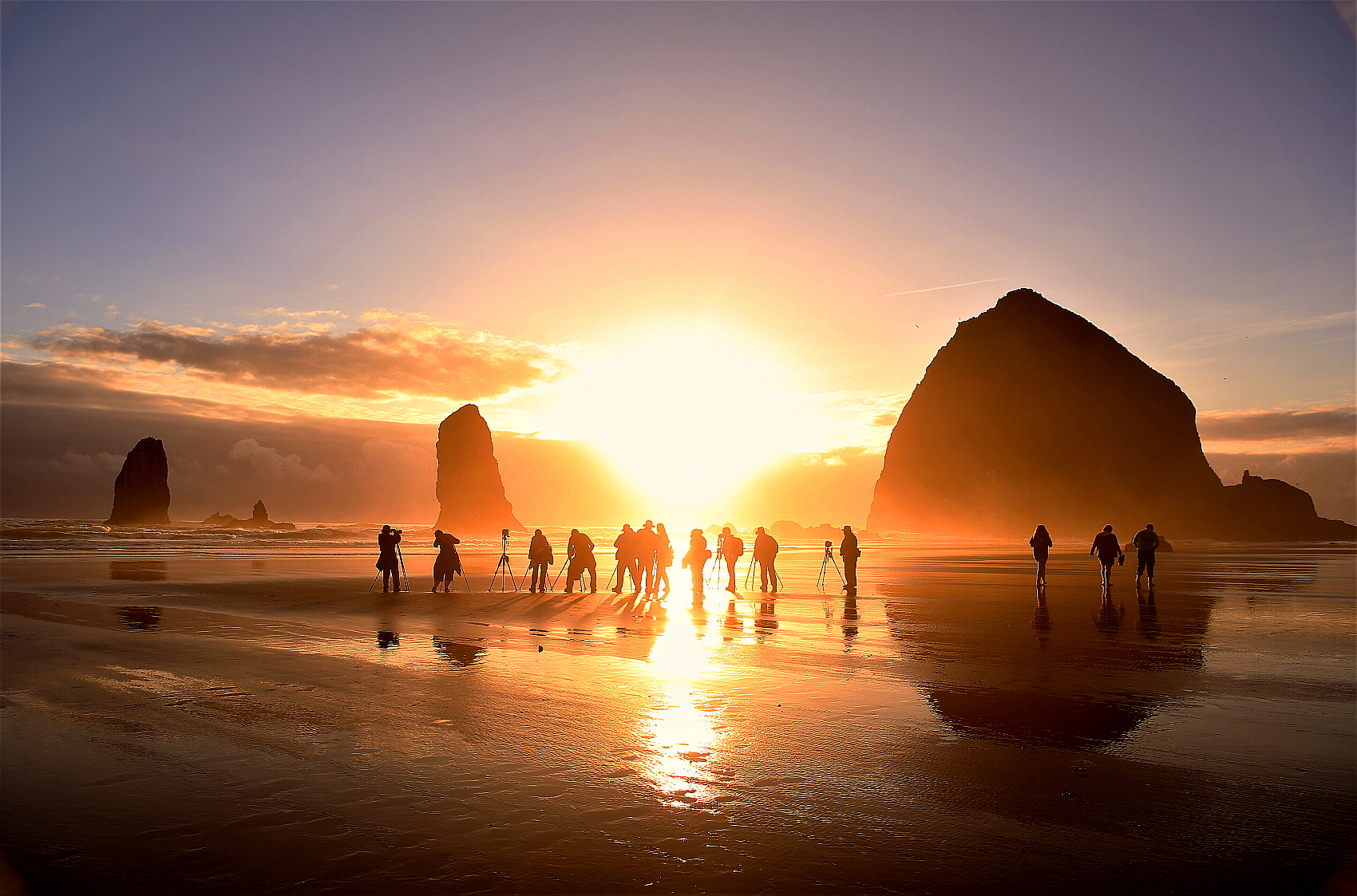 PHOTO BY  | Canon EOS 5D Mark III | 2016:06:25 12:19:22 | ISO-100 | 1/100 sec | f 5.6 | 27 mm | EV=0 | ● WIDTH:1700 pixels  HEIGHT:1123 pixels