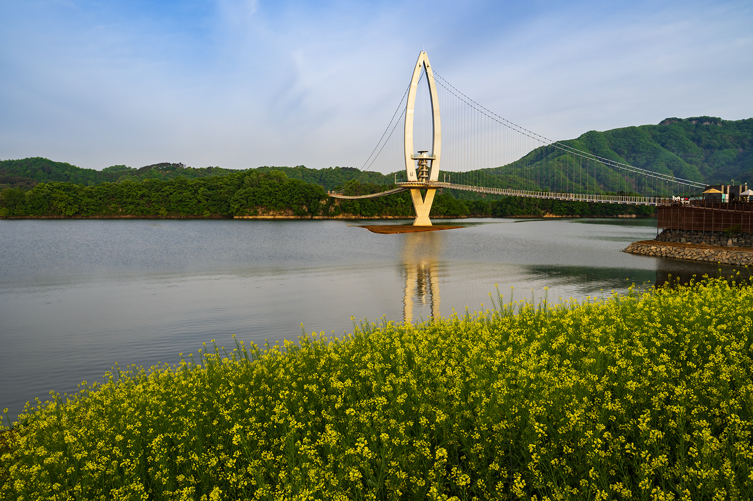 PHOTO BY  | NIKON Z 6_2 | 2024:04:28 06:41:20 | ISO-200 | 1/80 sec | f 11 | 28 mm | EV=0 | ● WIDTH:1500 pixels  HEIGHT:998 pixels