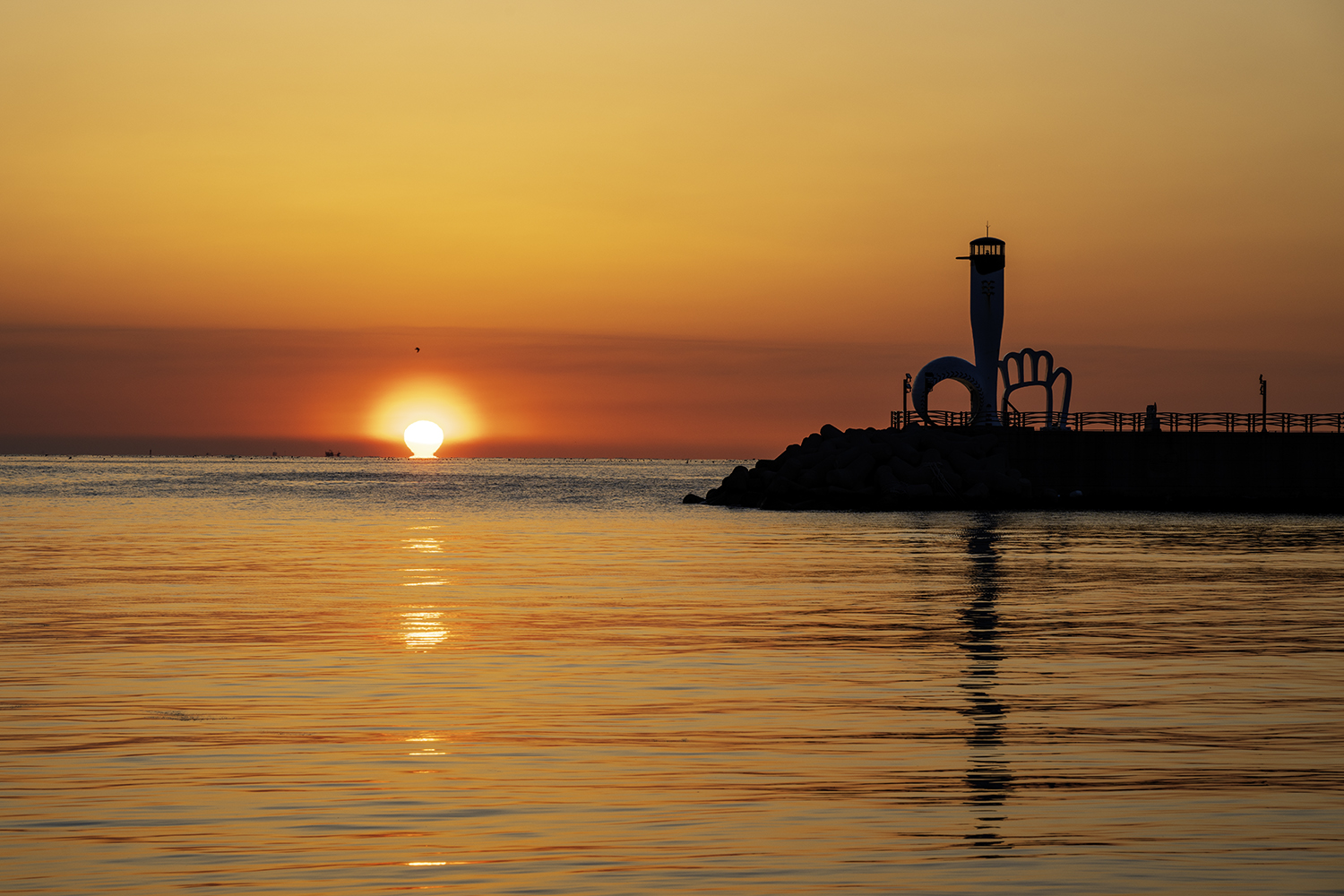 PHOTO BY KWON BYUNG JIN | NIKON Z 8 | 2024:05:03 05:32:46 | ISO-100 | 1/80 sec | f 10 | 99 mm | EV=0 | ● WIDTH:1500 pixels  HEIGHT:1000 pixels