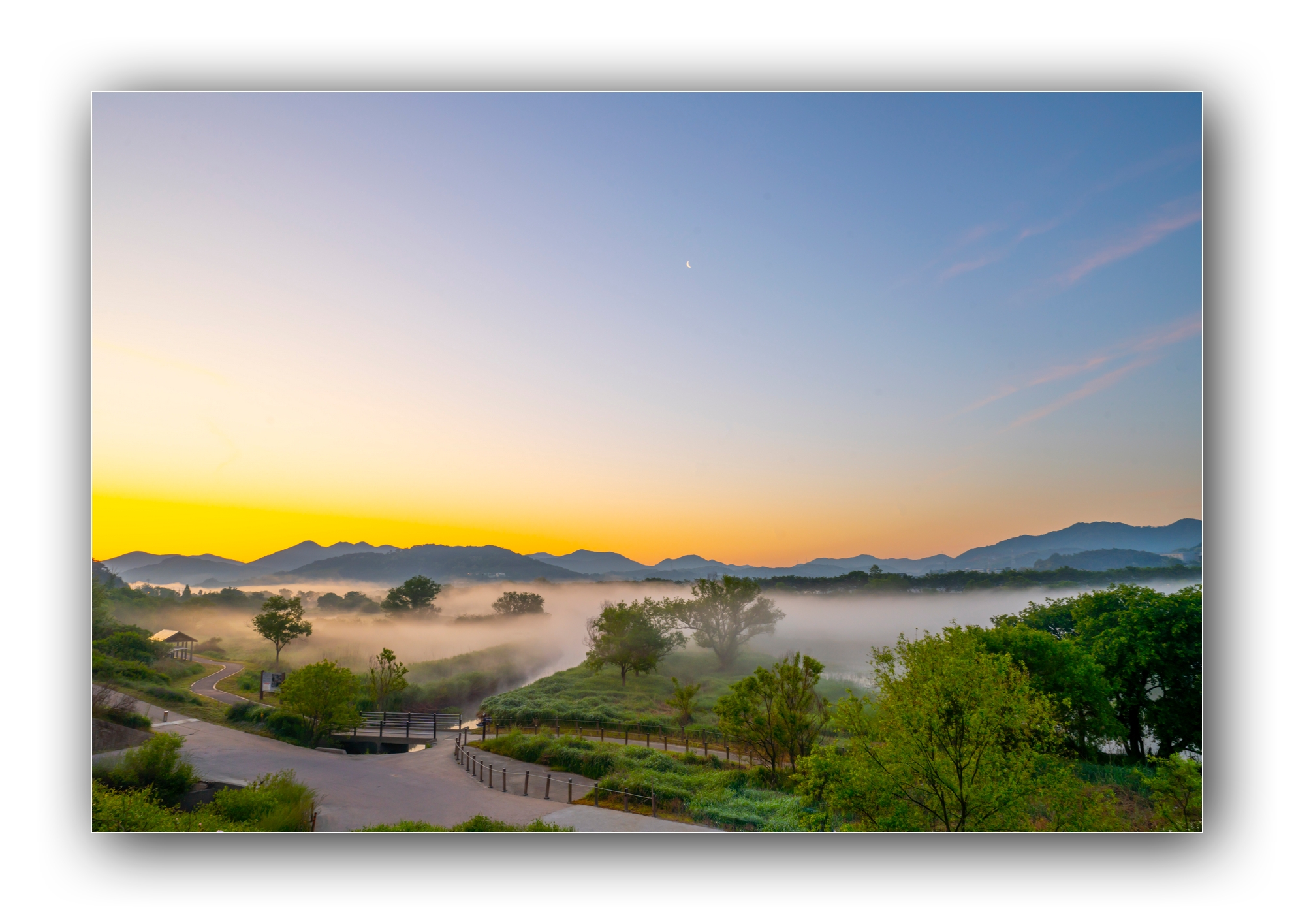 PHOTO BY Sil Sang Kim | ILCE-7RM4 | 2024:05:03 17:26:27 | ISO-100 | 1/13 sec | f 11 | 24 mm | EV=0 | ● WIDTH:1982 pixels  HEIGHT:1415 pixels