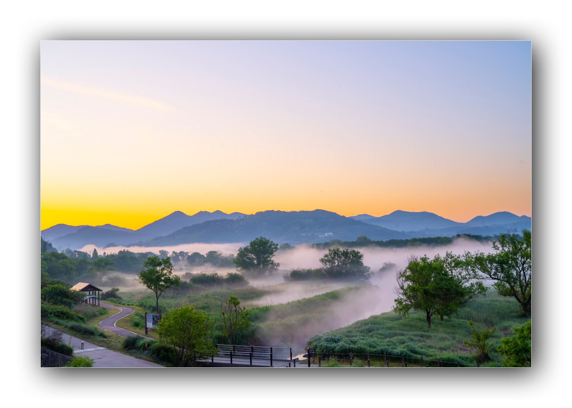 PHOTO BY Sil Sang Kim | ILCE-7RM4 | 2024:05:03 17:29:19 | ISO-100 | 1/13 sec | f 11 | 47 mm | EV=0 | ● WIDTH:1982 pixels  HEIGHT:1415 pixels