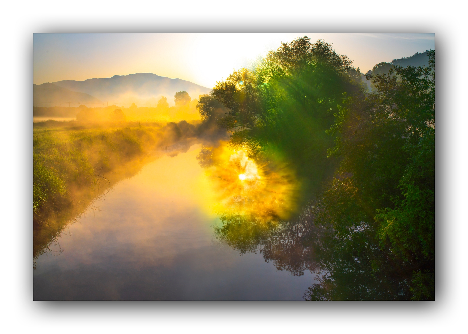 PHOTO BY Sil Sang Kim | ILCE-7RM4 | 2024:05:03 18:16:35 | ISO-100 | 1/640 sec | f 13 | 35 mm | EV=0 | ● WIDTH:1982 pixels  HEIGHT:1415 pixels