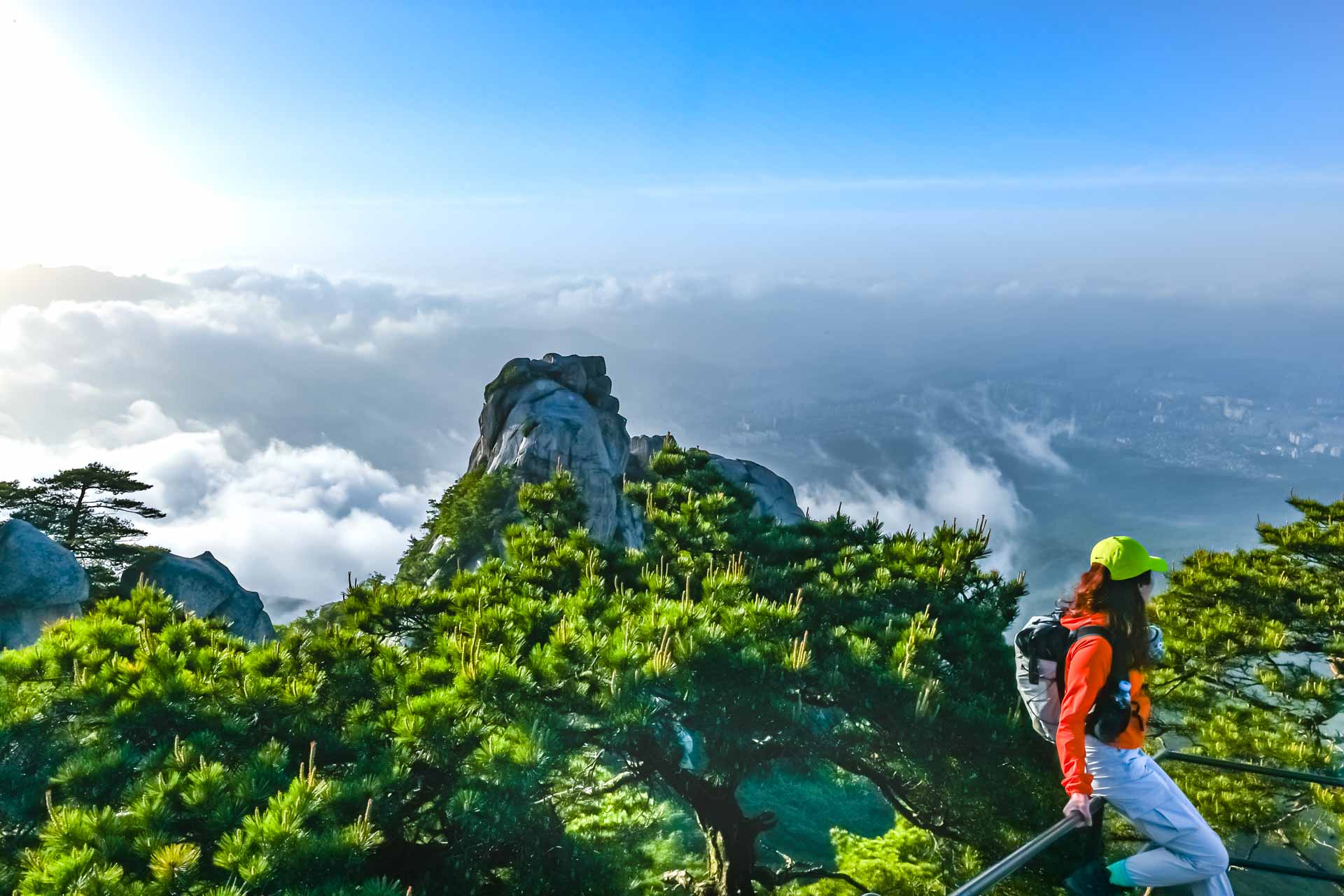 PHOTO BY Jae Ik Lee | NIKON D850 | 2024:05:12 06:13:57 | ISO-100 | 1/60 sec | f 22 | 24 mm | EV=0 | ● WIDTH:  HEIGHT: