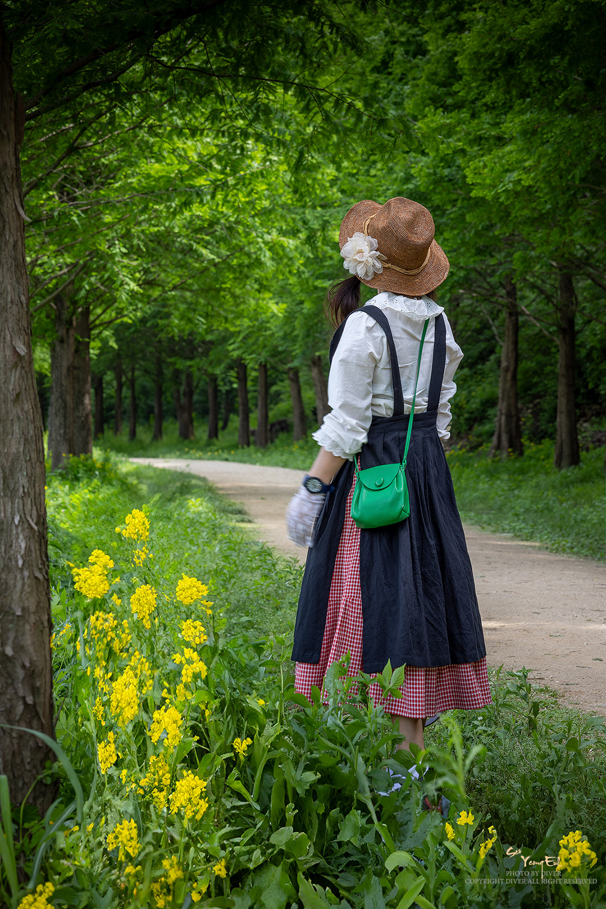 PHOTO BY  | Canon EOS R5 | 2024:05:11 11:06:54 | ISO-100 | 1/30 sec | f 11 | 129 mm | EV=0 | ● WIDTH:1201 pixels  HEIGHT:1800 pixels