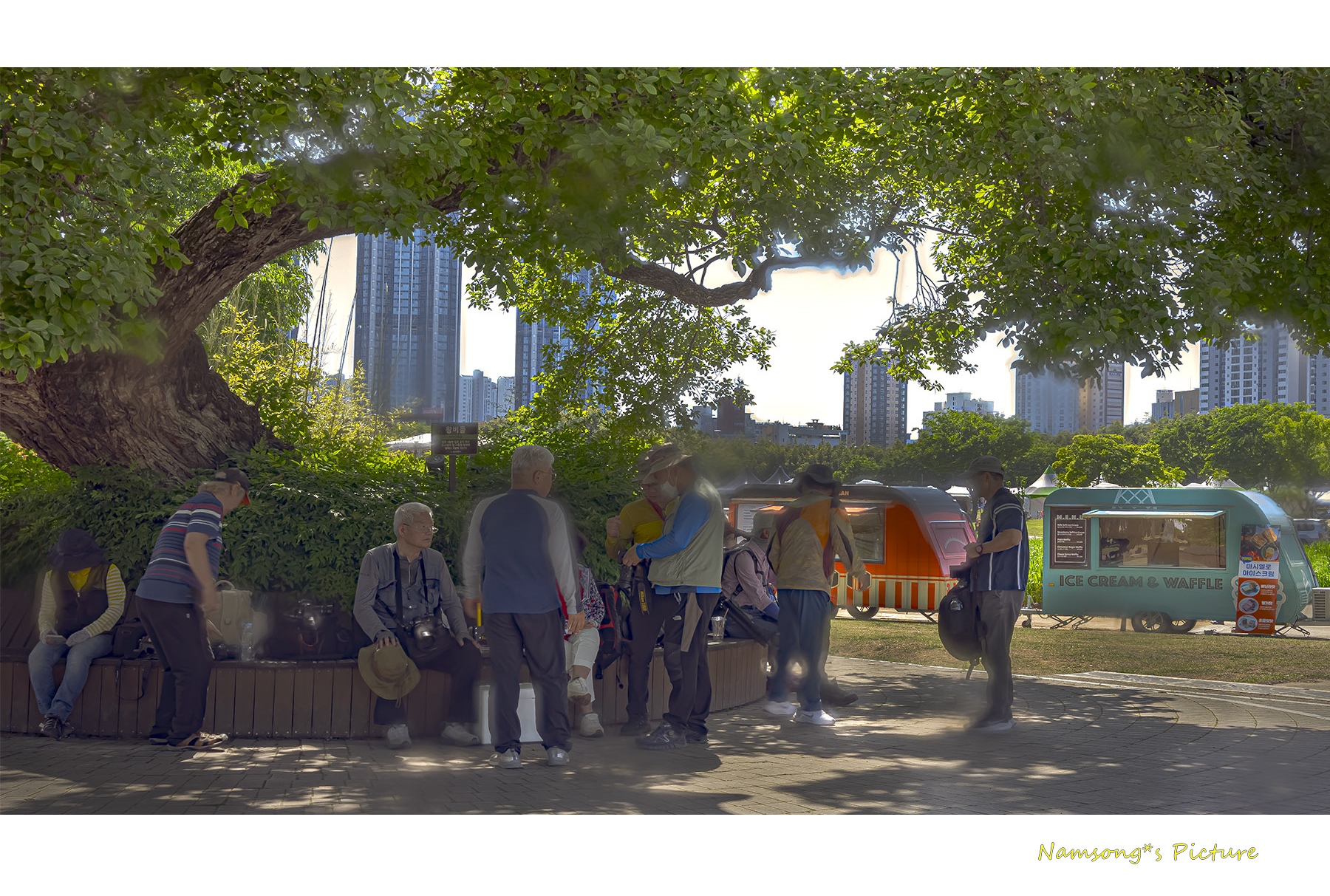 PHOTO BY HAN_JONGSOO | NIKON Z fc | 2024:05:19 09:55:11 | ISO-125 | 1/40 sec | f 11 | 30.5 mm | EV=0 | ● WIDTH:1800 pixels  HEIGHT:1012 pixels