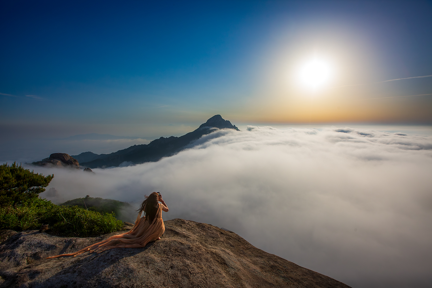 PHOTO BY  | Canon EOS 5D Mark III | 2024:05:21 06:38:17 | ISO-400 | 1/5000 sec | f 8 | 16 mm | EV=0 | ● WIDTH:1500 pixels  HEIGHT:1000 pixels