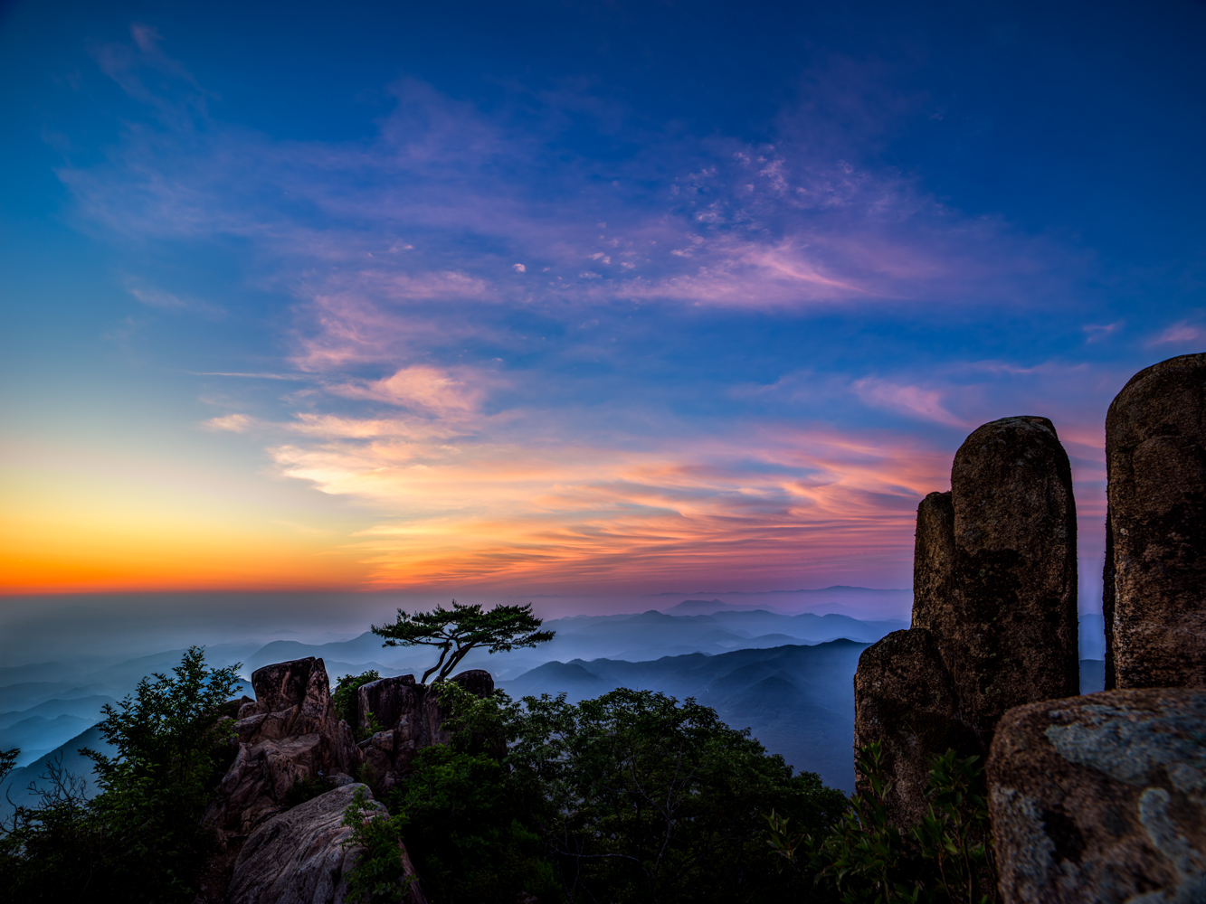 PHOTO BY  | Hasselblad H6D | 2023:06:25 05:31:42 | ISO-64 | 3/10 sec | f 16 | 24 mm | EV=-0.7 | ● WIDTH:1333 pixels  HEIGHT:1000 pixels