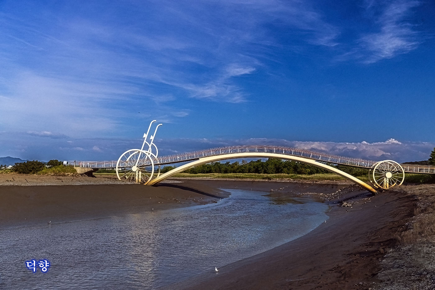 PHOTO BY  | Canon EOS-1D X Mark II | 2024:06:02 17:28:41 | ISO-800 | 1/125 sec | f 5.6 | 35 mm | EV=0 | ● WIDTH:1400 pixels  HEIGHT:934 pixels