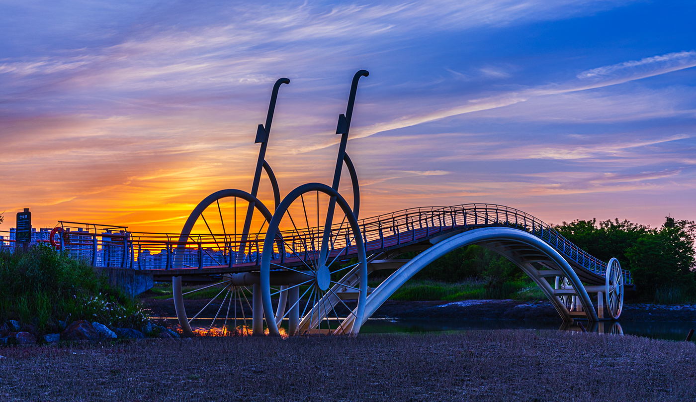 PHOTO BY SSJU | Canon EOS 5D Mark IV | 2024:05:27 19:36:03 | ISO-50 | 2/1 sec | f 16 | 47 mm | EV=0 | ● WIDTH:1400 pixels  HEIGHT:808 pixels