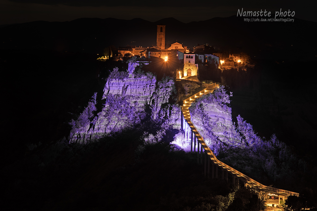 PHOTO BY LEE PILKOO | Canon EOS 5D Mark IV | 2024:05:01 12:23:37 | ISO-200 | 30/1 sec | f 8 | 105 mm | EV=0.7 | ● WIDTH:1200 pixels  HEIGHT:800 pixels