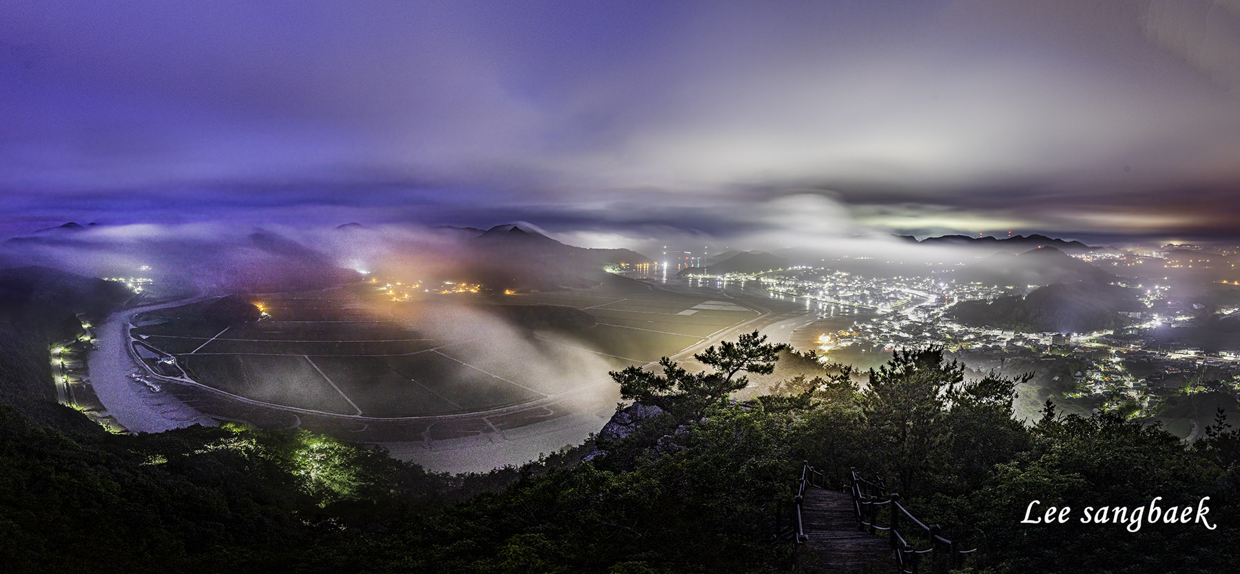 PHOTO BY  | Canon EOS 5D Mark IV | 2023:07:02 04:28:09 | ISO-200 | 77/1 sec | f 8 | 21 mm | EV=0 | ● WIDTH:1800 pixels  HEIGHT:833 pixels