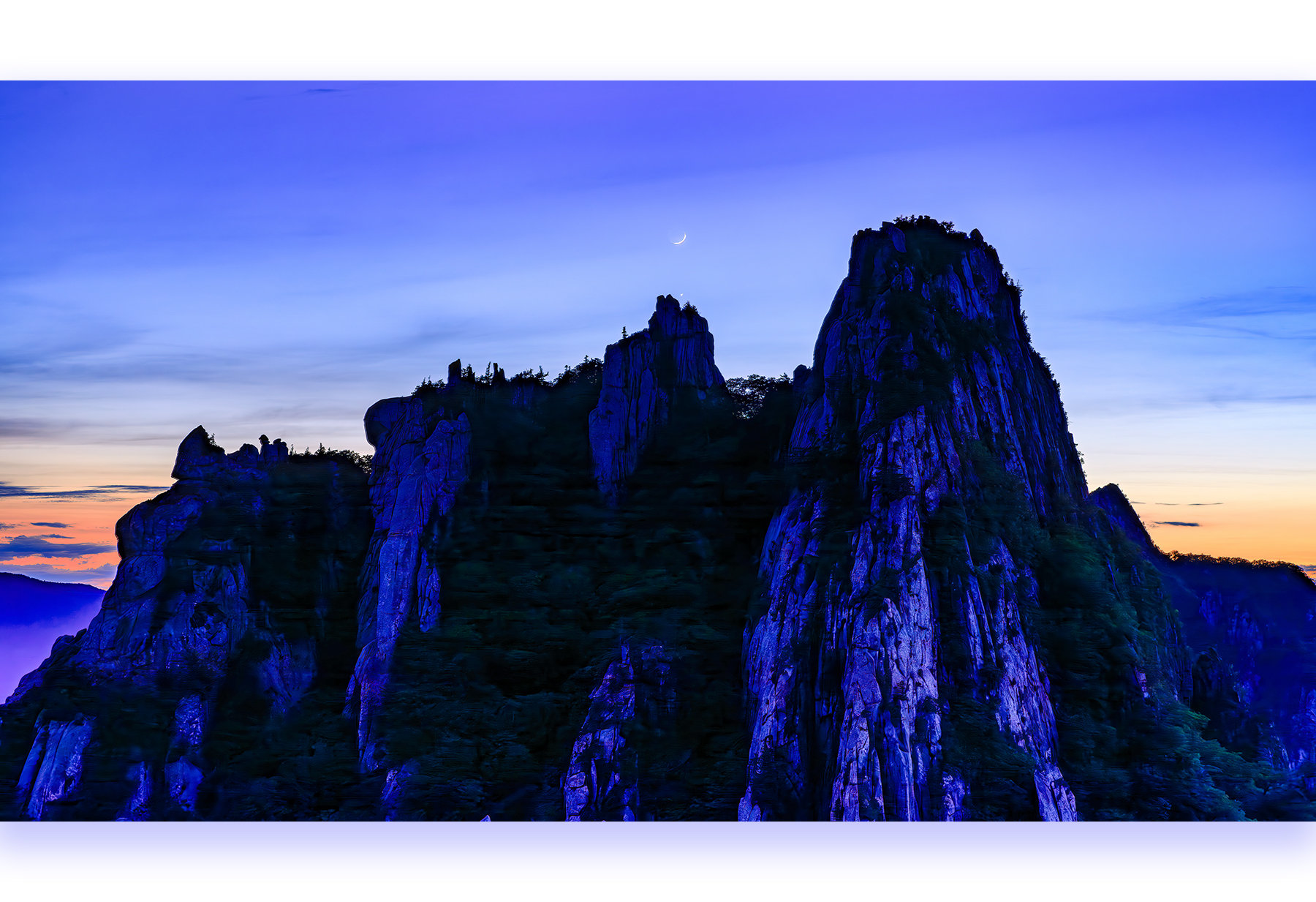 PHOTO BY :06:22 21:19:40photographer
PARK S | CanonCanon |  | ISO- |  |  |  | EV=0 | ● WIDTH:  HEIGHT: