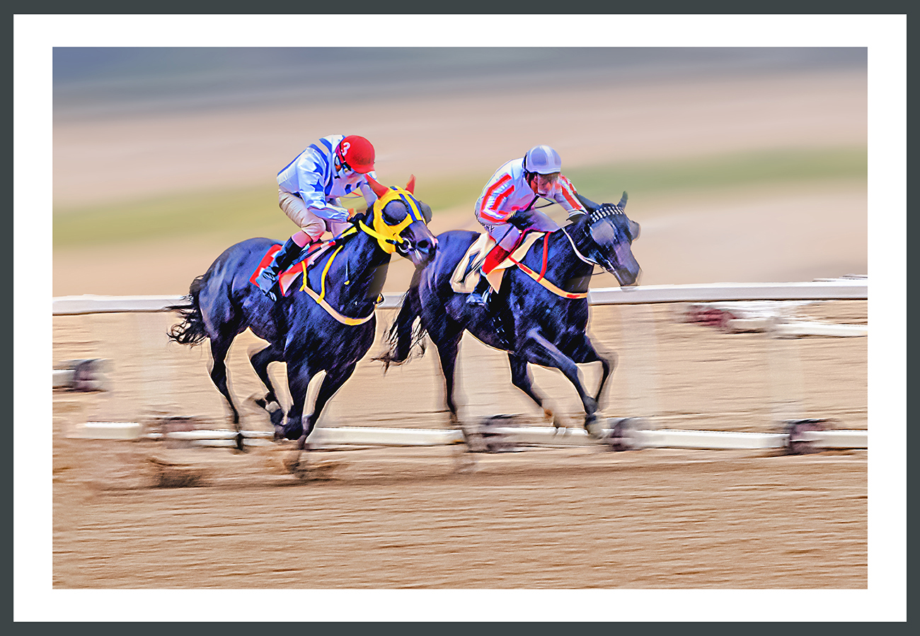 PHOTO BY  | NIKON D5500 | 2024:06:22 10:38:58 | ISO-160 | 1/45 sec | f 11 | 165 mm | EV=0 | ● WIDTH:1300 pixels  HEIGHT:900 pixels