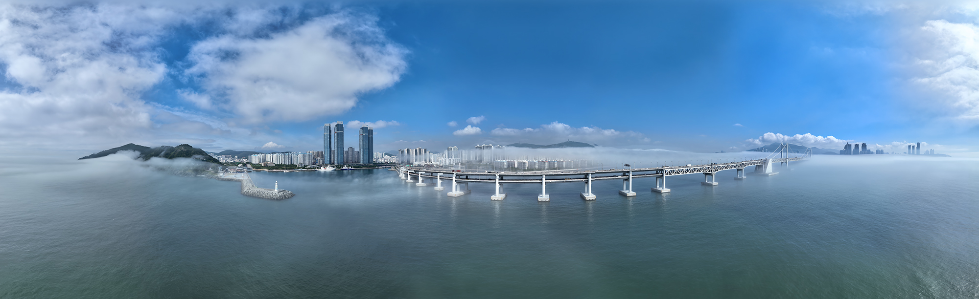 PHOTO BY  | L2D-20c | 2024:06:28 09:13:03 | ISO-100 | 1/2500 sec | f 2.8 | 12.29 mm | EV=-0.3 | ● WIDTH:2000 pixels  HEIGHT:612 pixels