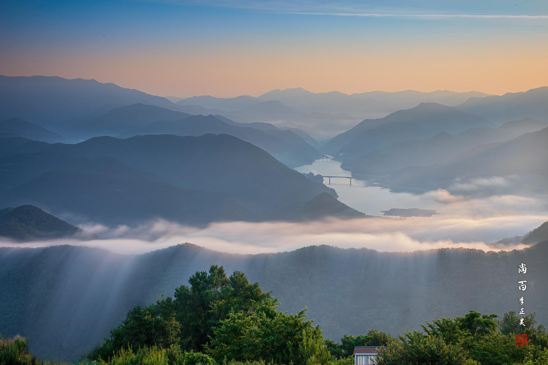 PHOTO BY  | Canon EOS 5D Mark IV | 2024:06:29 05:34:33 | ISO-50 | 30/1 sec | f 22 | 46 mm | EV=0 | ● WIDTH:1800 pixels  HEIGHT:1200 pixels