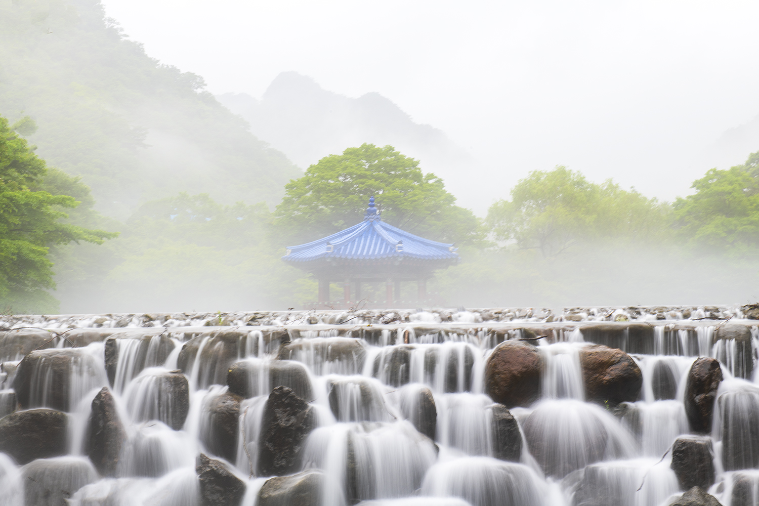 PHOTO BY  | NIKON D850 | 2024:06:30 18:31:04 | ISO-31 | 3/1 sec | f 22 | 70 mm | EV=0 | ● WIDTH:1500 pixels  HEIGHT:1000 pixels