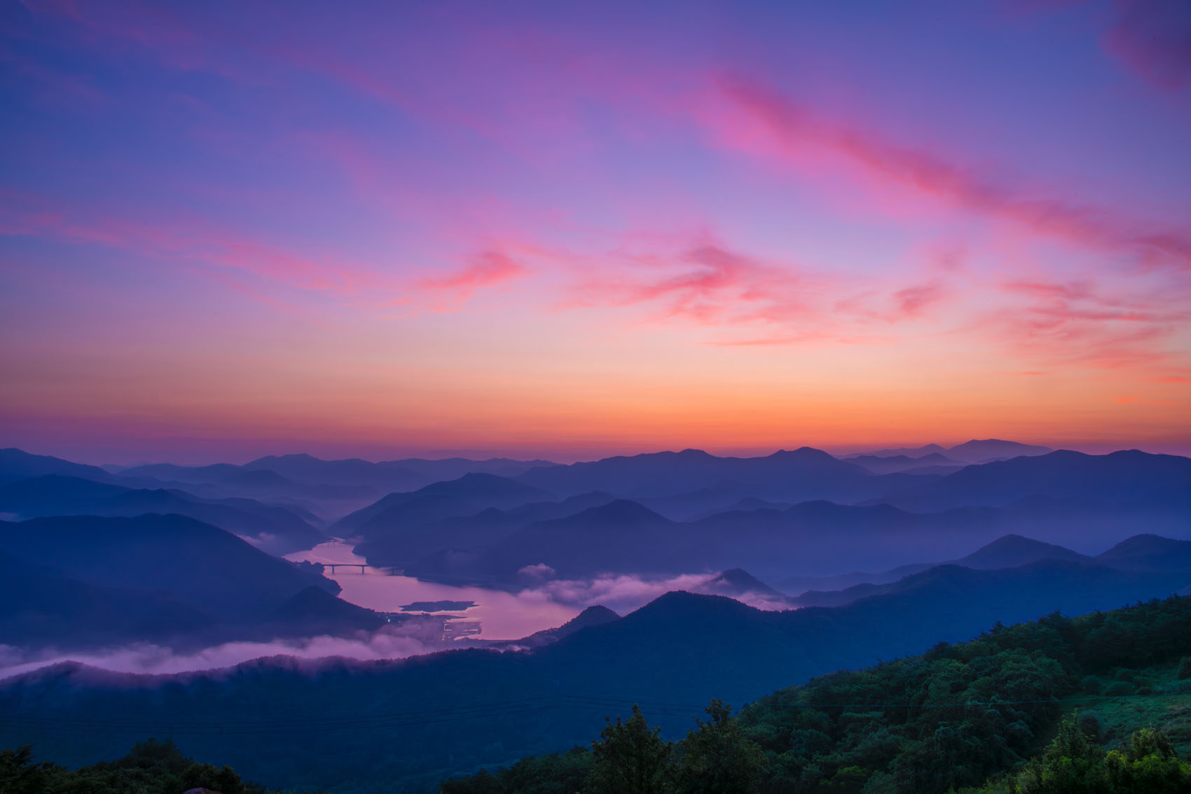 PHOTO BY  | NIKON D850 | 2024:06:29 04:31:45 | ISO-64 | 2/1 sec | f 22 | 28 mm | EV=0 | ● WIDTH:1700 pixels  HEIGHT:1133 pixels