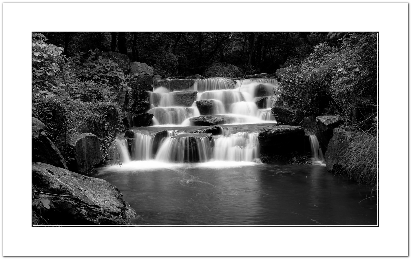 PHOTO BY  | LEICA X1 | 2024:07:02 07:40:06 | ISO-100 | 160/100 sec | f 16 | 24 mm | EV=0 | ● WIDTH:1419 pixels  HEIGHT:894 pixels