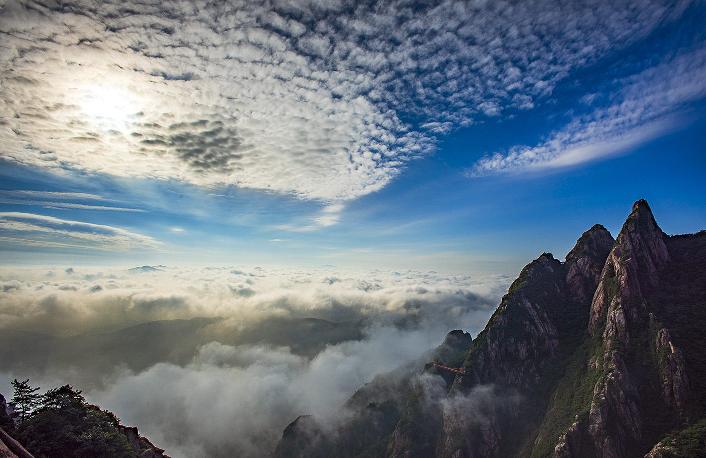 PHOTO BY  | NIKON D810 | 2024:07:04 07:46:38 | ISO-100 | 1/1000 sec | f 11 | 19 mm | EV=-1.7 | ● WIDTH:1400 pixels  HEIGHT:908 pixels