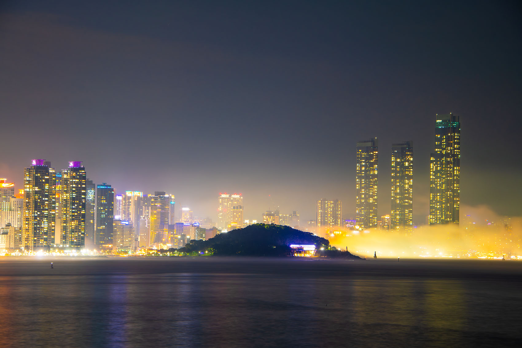 PHOTO BY  | NIKON D850 | 2024:07:05 21:55:31 | ISO-160 | 20/1 sec | f 11 | 135 mm | EV=0 | ● WIDTH:1700 pixels  HEIGHT:1133 pixels