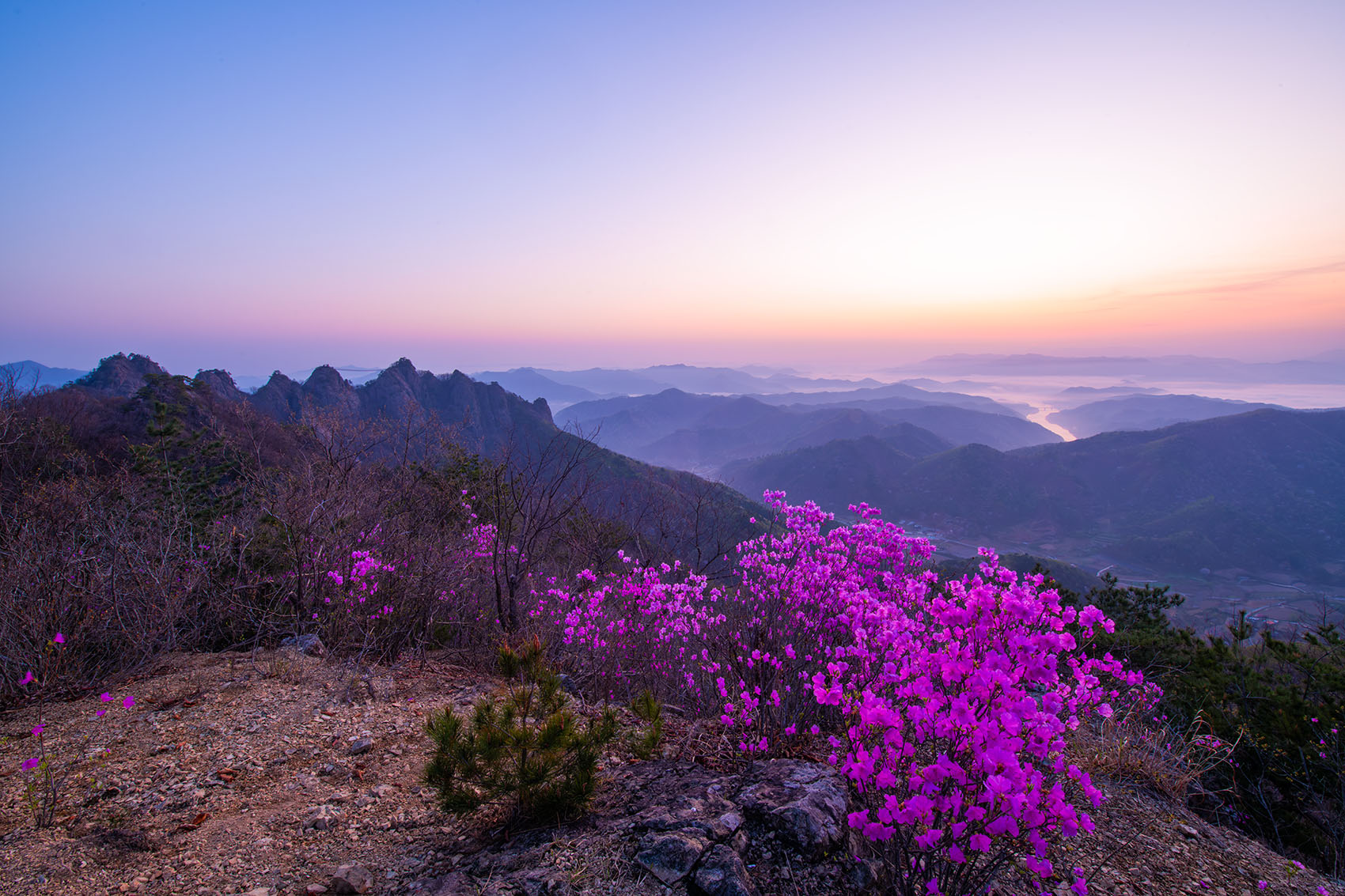 PHOTO BY  | NIKON D850 | 2024:04:13 05:34:09 | ISO-64 | 2/1 sec | f 22 | 14 mm | EV=0 | ● WIDTH:1700 pixels  HEIGHT:1133 pixels