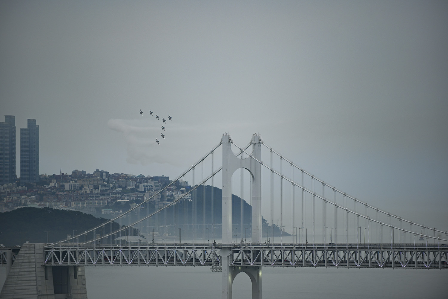 PHOTO BY  | NIKON Z 7 | 2024:07:11 18:26:58 | ISO-80 | 1/500 sec | f 2.8 | 200 mm | EV=0 | ● WIDTH:1500 pixels  HEIGHT:1000 pixels