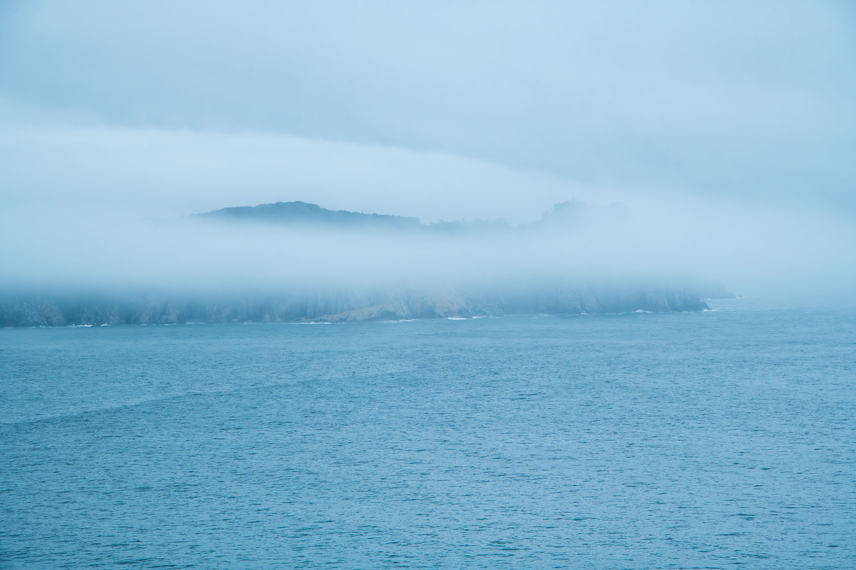 PHOTO BY  | NIKON D850 | 2024:07:14 13:08:14 | ISO-320 | 1/320 sec | f 14 | 190 mm | EV=0 | ● WIDTH:1700 pixels  HEIGHT:1133 pixels