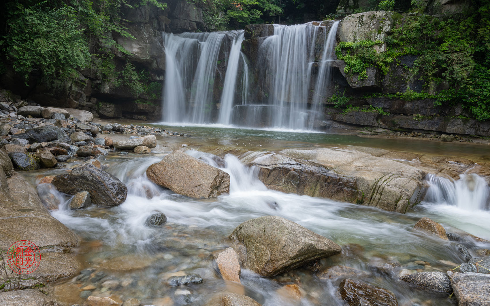 PHOTO BY KKY_CWANG_YEOL | NIKON Z 8 | 2024:07:15 13:58:47 | ISO-100 | 1/4 sec | f 22 | 24 mm | EV=0 | ● WIDTH:1700 pixels  HEIGHT:1063 pixels