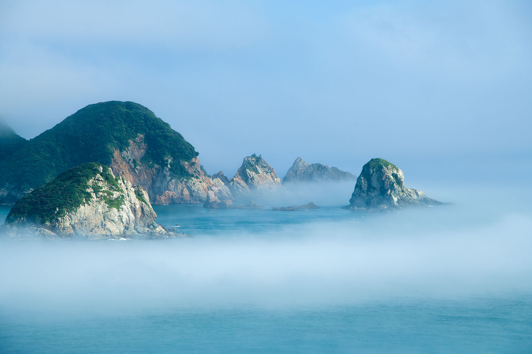 PHOTO BY  | NIKON D850 | 2024:07:20 16:37:04 | ISO-400 | 1/800 sec | f 13 | 200 mm | EV=0 | ● WIDTH:1700 pixels  HEIGHT:1133 pixels