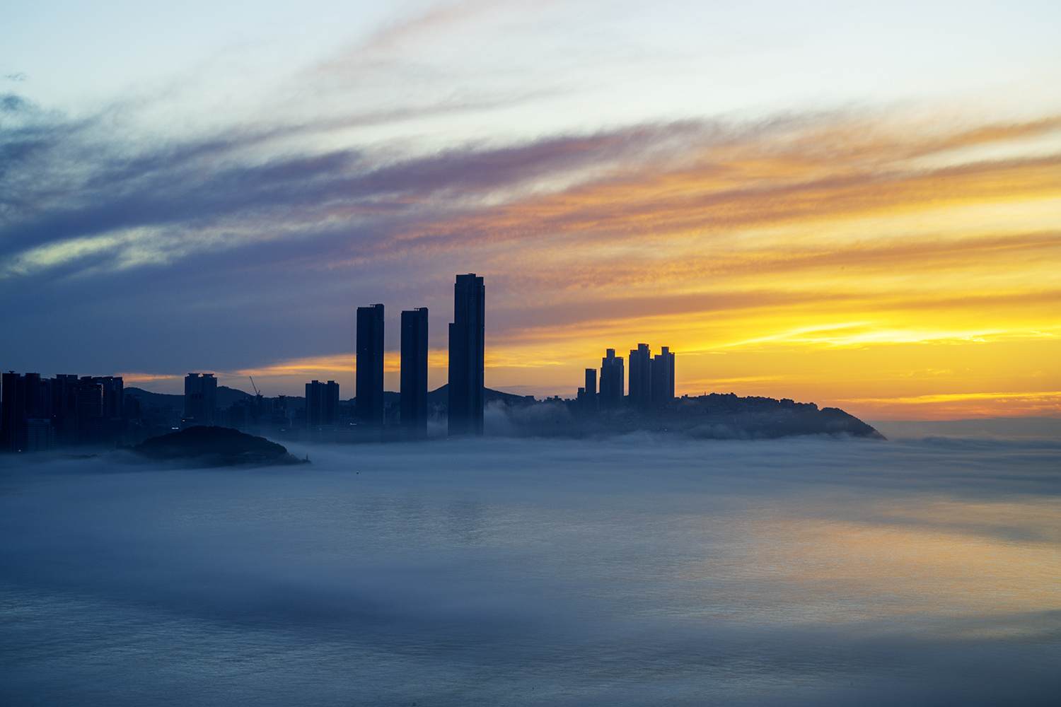 PHOTO BY KWON BYUNG JIN | NIKON Z 8 | 2024:07:25 05:19:58 | ISO-32 | 6/10 sec | f 22 | 77 mm | EV=0 | ● WIDTH:1500 pixels  HEIGHT:1000 pixels