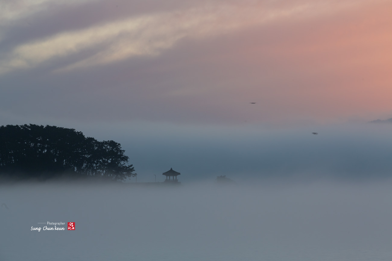 PHOTO BY Cksung | Canon EOS 5D Mark III | 2024:07:25 05:19:14 | ISO-100 | 1/15 sec | f 11 | 200 mm | EV=0 | ● WIDTH:1300 pixels  HEIGHT:867 pixels