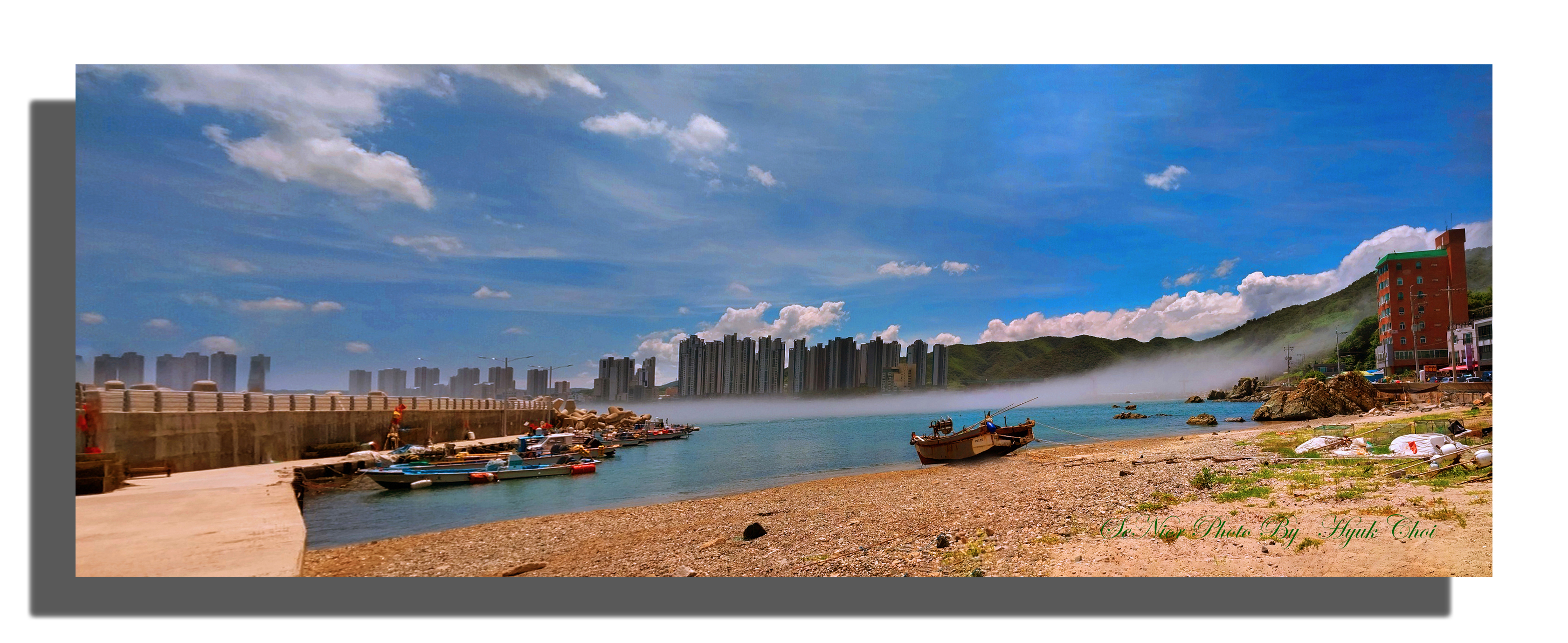 PHOTO BY  | Canon EOS R6 | 2024:07:26 17:48:19 | ISO-100 | 1/640 sec | f 0 | 0 mm | EV=0 | ● WIDTH:3363 pixels  HEIGHT:1379 pixels