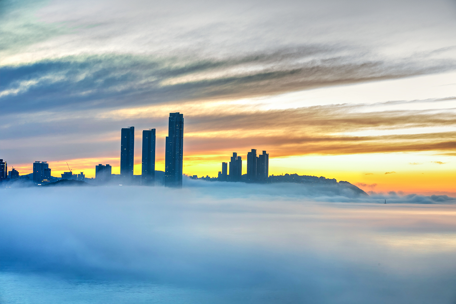 PHOTO BY  | Canon EOS 5D Mark IV | 2024:07:25 05:06:54 | ISO-200 | 16/10 sec | f 8 | 90 mm | EV=0 | ● WIDTH:1500 pixels  HEIGHT:1000 pixels